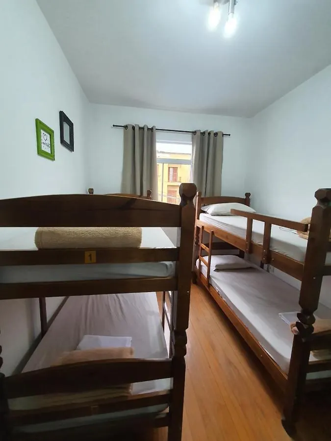 Hostel Calábria 5 minutos da Vila Madalena e Beco do Batman São Paulo 0*,